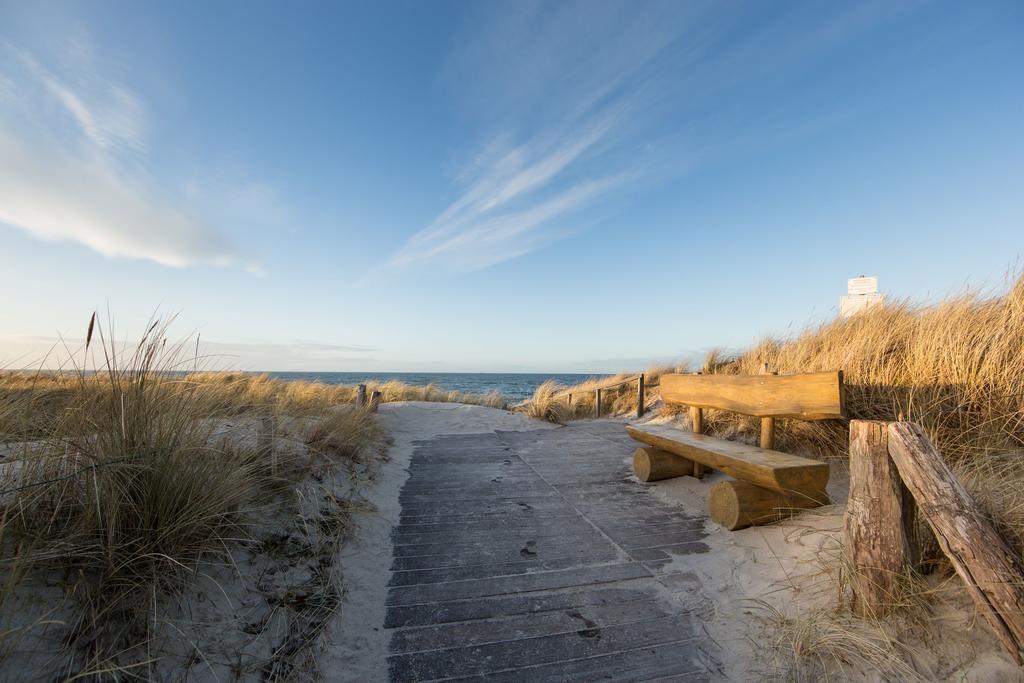 Strandhotel Dunenmeer - Adults Only Dierhagen Exteriér fotografie